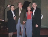 Con Xavier Montsalvatge y su esposa, Elena Pérez de Olaguer, Cecilio Tieles y su esposa, Xiomara Suárez, Capilla del Castillo  de Castelldefels, 30 abril de 1999.